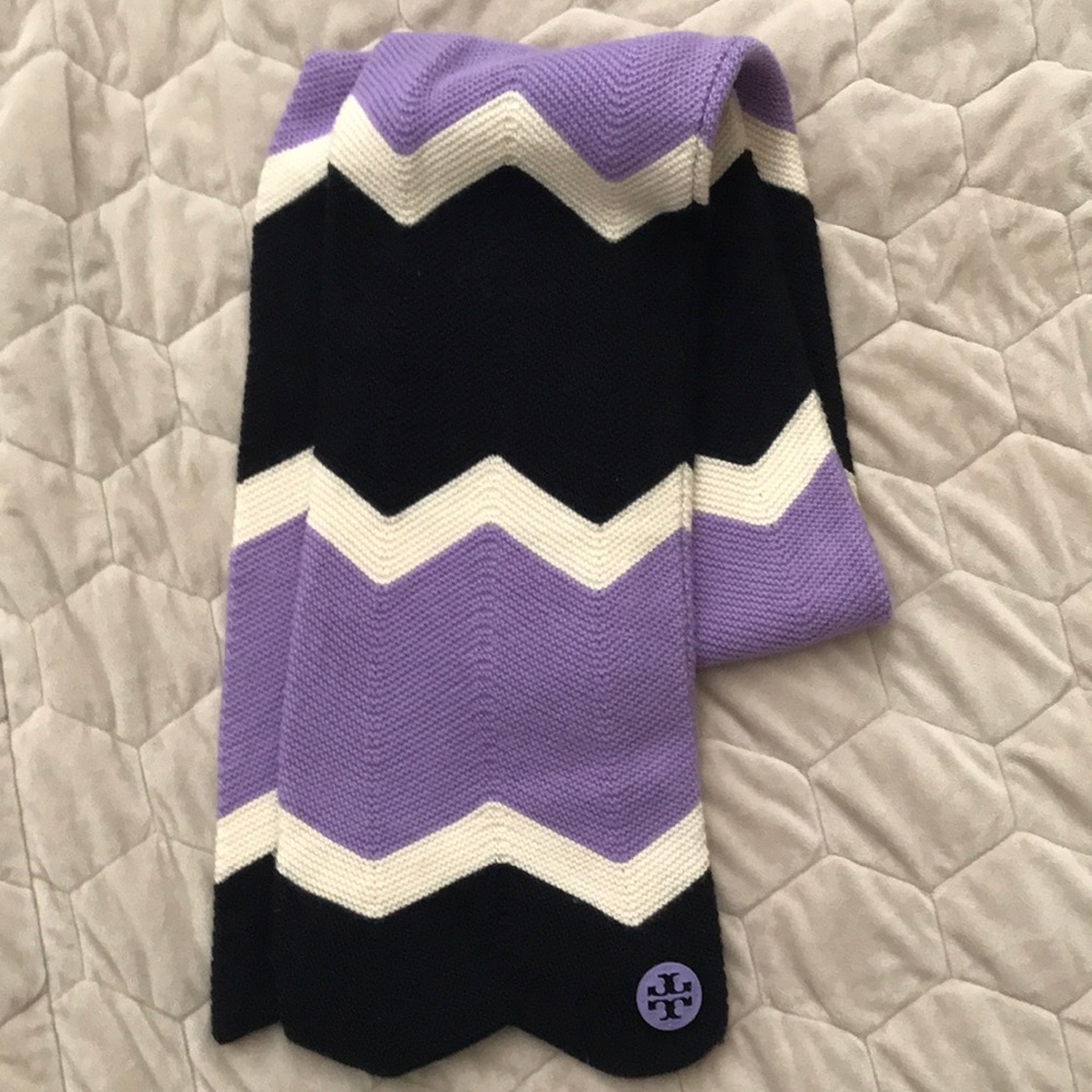 Tory Burch Knit scarf